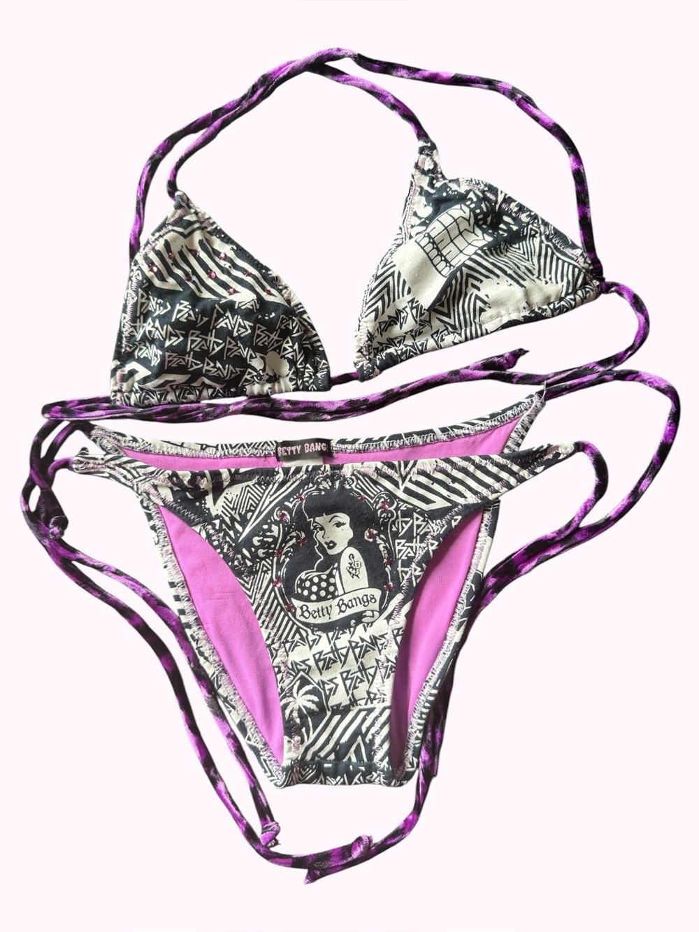 Betty Bangs Bikini